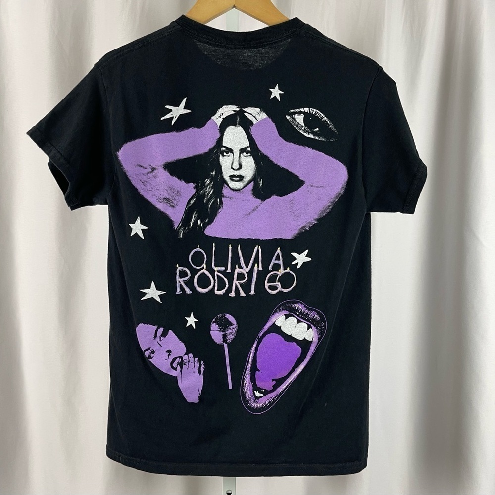 Olivia Rodrigo Small Graphic Tee Shirt Band Music Lilac Lavender Pastel